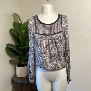 BCBGMAXAZRIA crochet long sleeve tunic